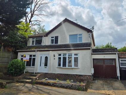 Vicarage Close, Standon, Herts