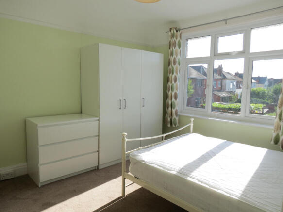 Bedroom.JPG