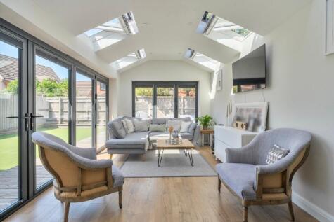 Foxcote Gardens, Frome, Somerset, BA11