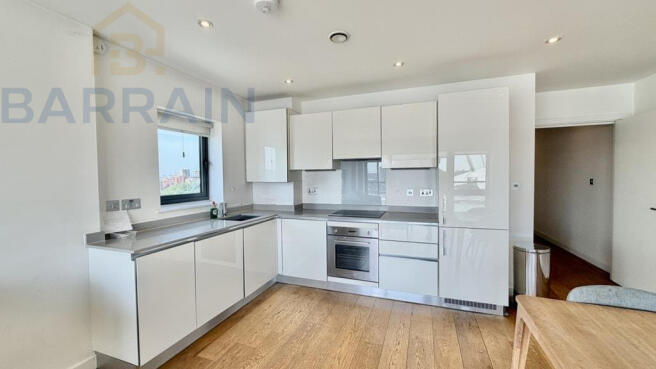 Meridian Walk, E14 (Two Bedrooms for sale near Can