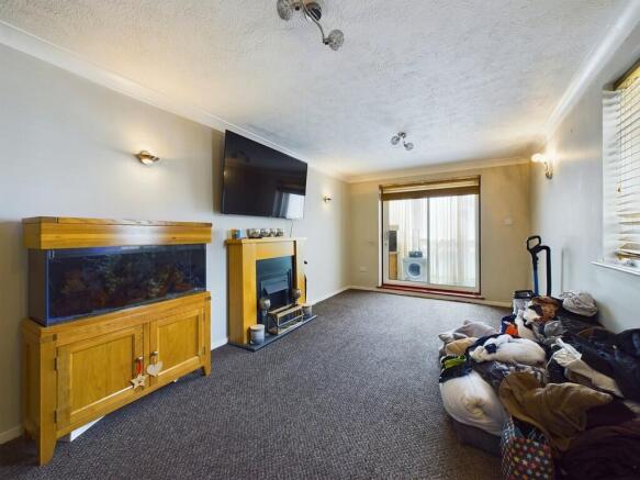 CAM03519G0-PR0105...