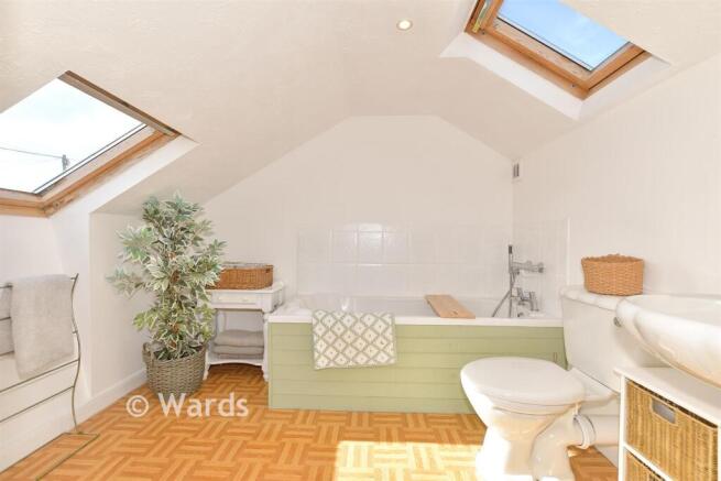 En-Suite Bathroom