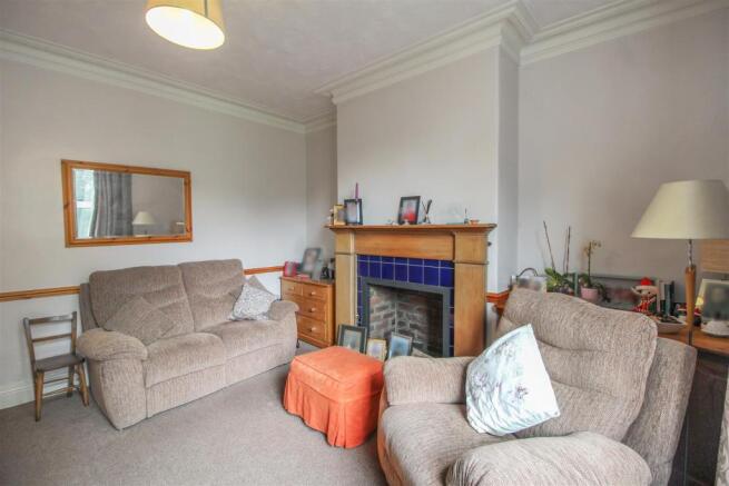 Lounge 1