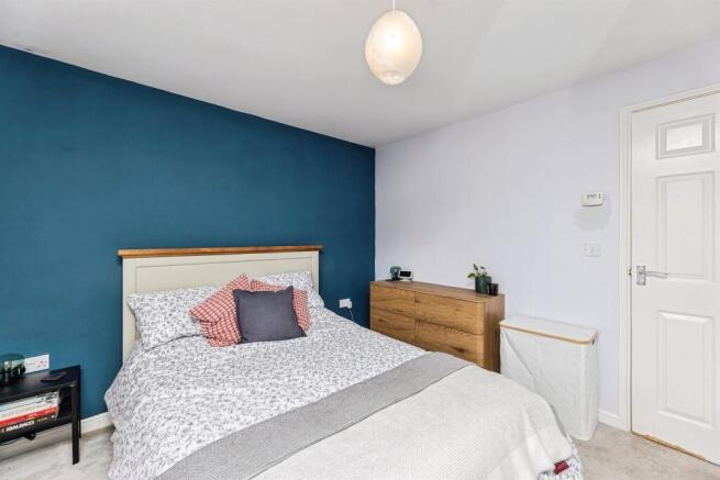 2 bed Semi-Detached for sale Image 9