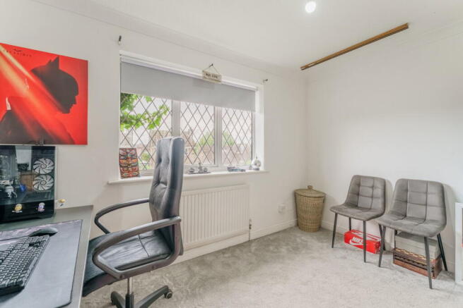 2 bed Semi-Detached for sale Image 11