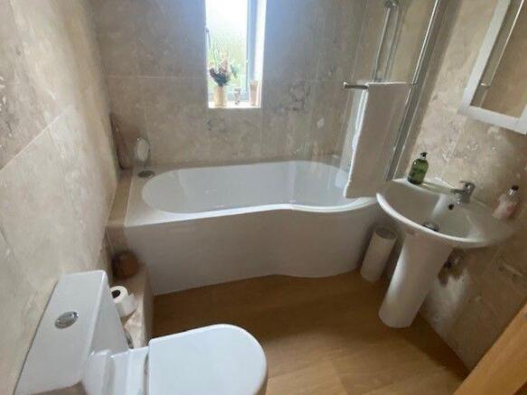 JACK & JILL BATHROOM