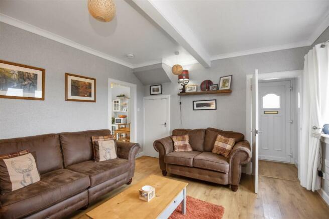 6 Main Road Crombie6.jpg