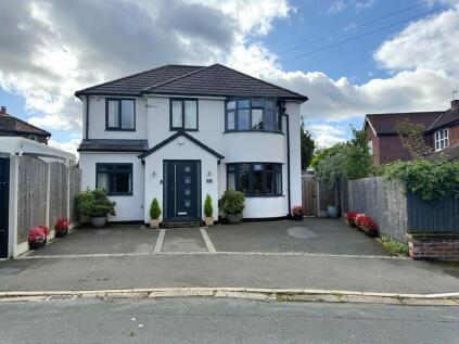 Ravenstone Drive, Sale, M33