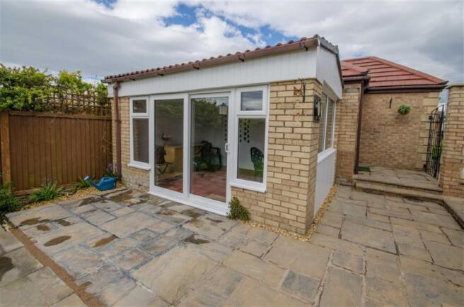 GARDEN ROOM