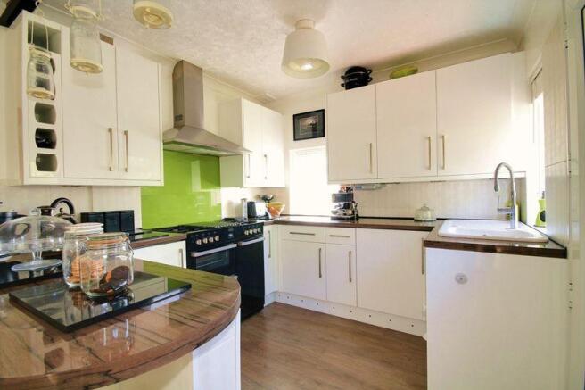Kitchen 1