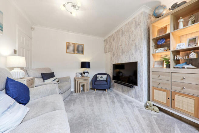 3 bed Semi-Detached for sale Image 5