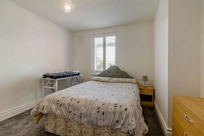 3 bed Semi-Detached for sale Image 10