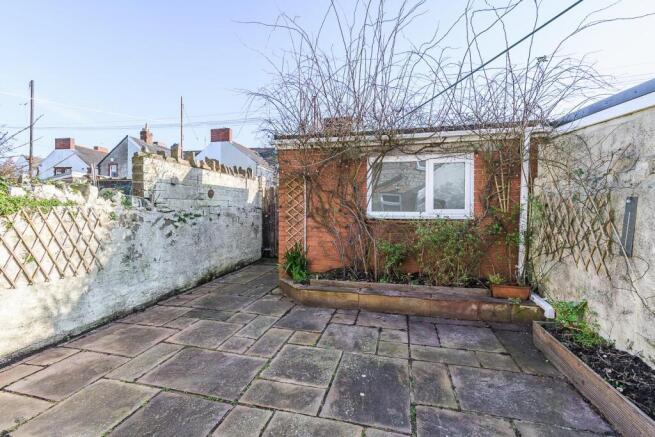 GARDEN STUDIO