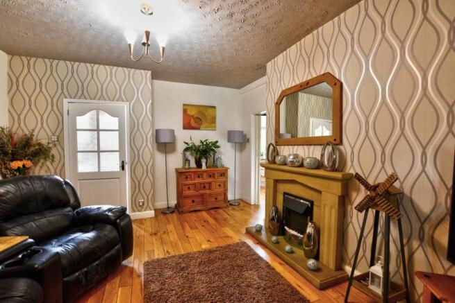 Livingroom3.jpg