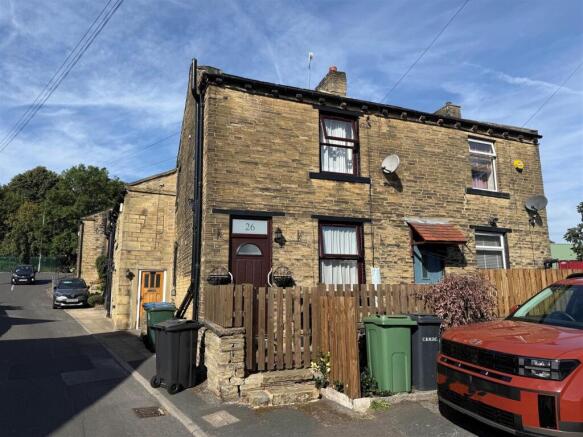 2 bed Terraced for sale in bradford