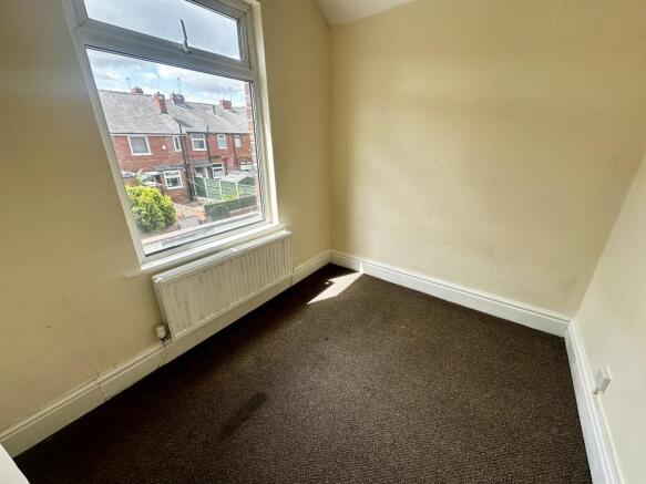 3 bed Terraced to rent Image 6