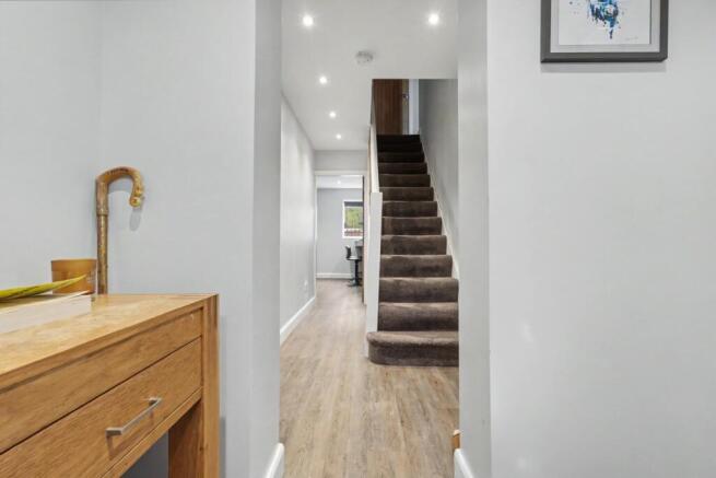 4 bed Detached for sale Image 10
