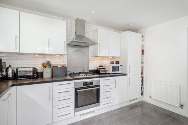 Gill Edge, Stansted, Essex, CM24 photo 5