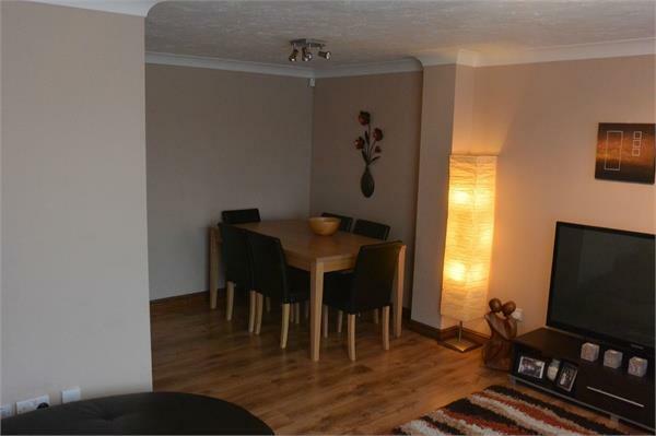 Lounge / Dining Room