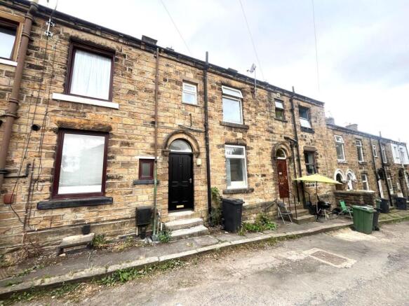 1 Bed Unfurnished Terrace
