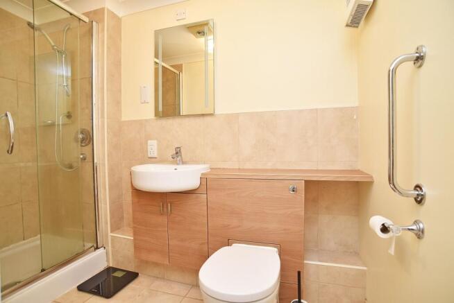 2 bed Flat for sale Image 9