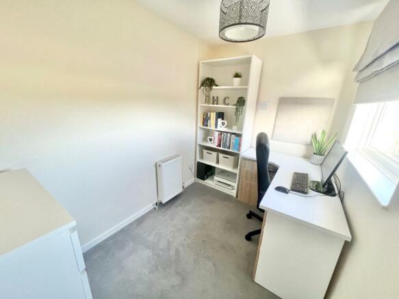 167 Foster Way 12.jpg