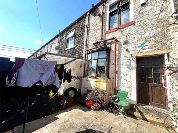 2 bed Terraced for sale Image 7