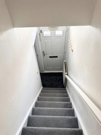 3 bed Terraced for sale Image 4