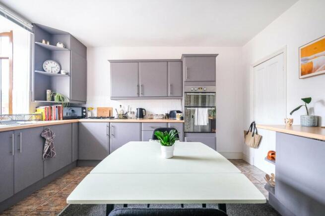 Kitchen/Dining