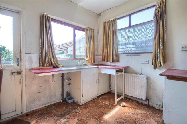 3 bed Bungalow for sale Image 4