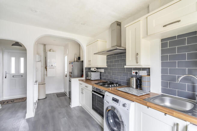 3 bed Terraced for sale Image 5