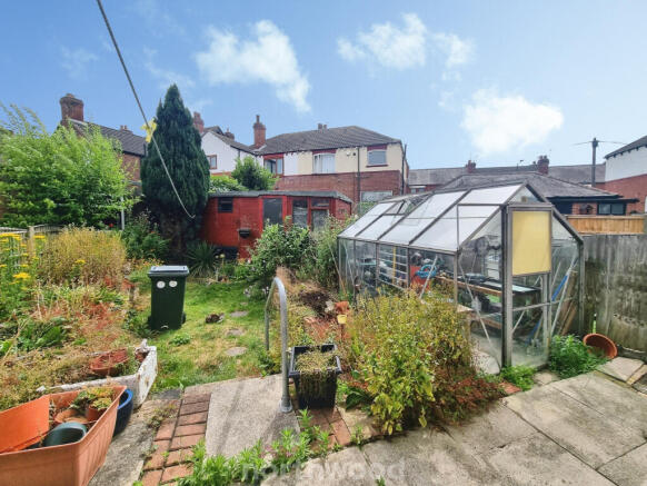3 bed Semi-Detached for sale Image 8