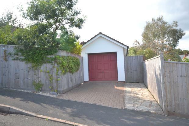 Garage & Driveway