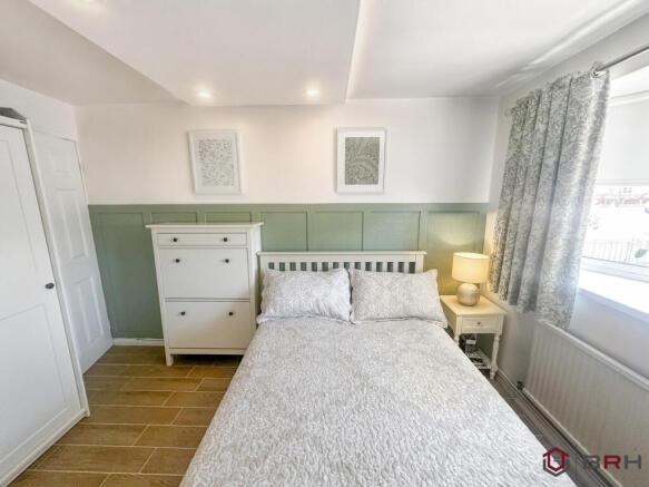 3 bed Bungalow for sale Image 11