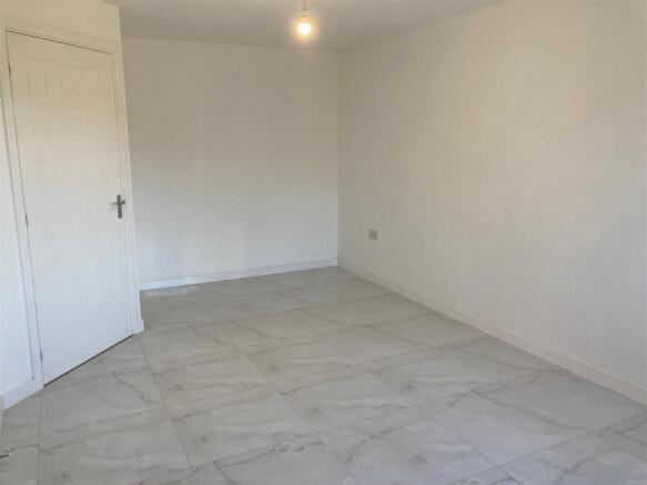 346 Church Road - living room rear.jpg