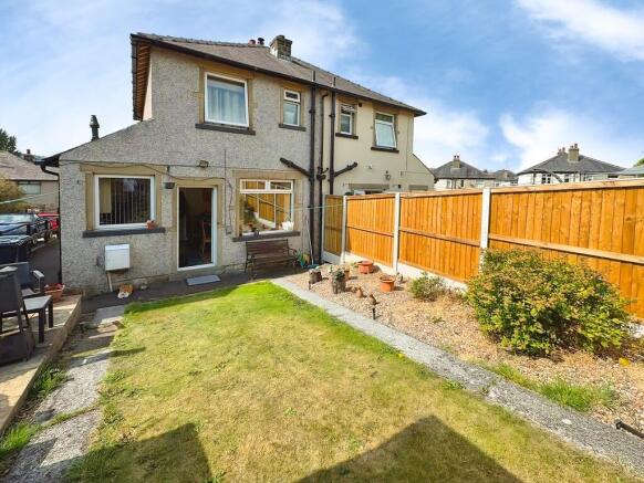 2 bed Semi-Detached for sale Image 10