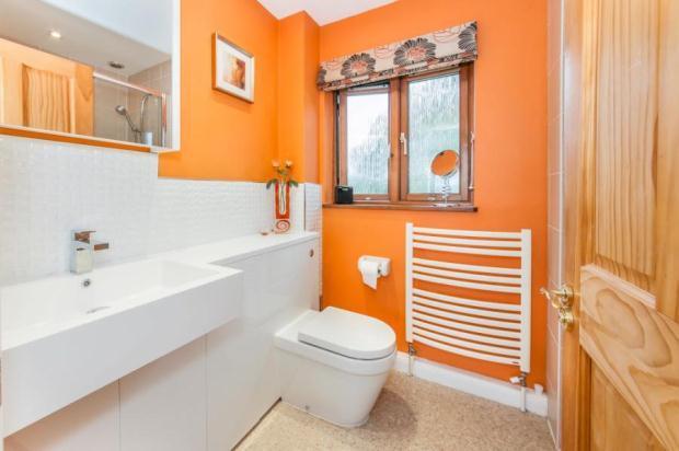 Ensuite