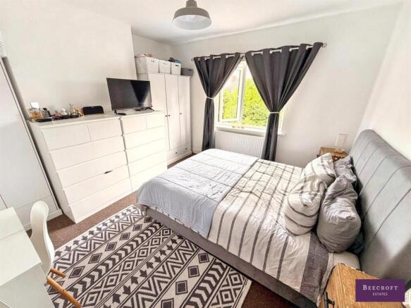 3 bed Semi-Detached for sale Image 11