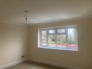 4 Newlands living room.jpg