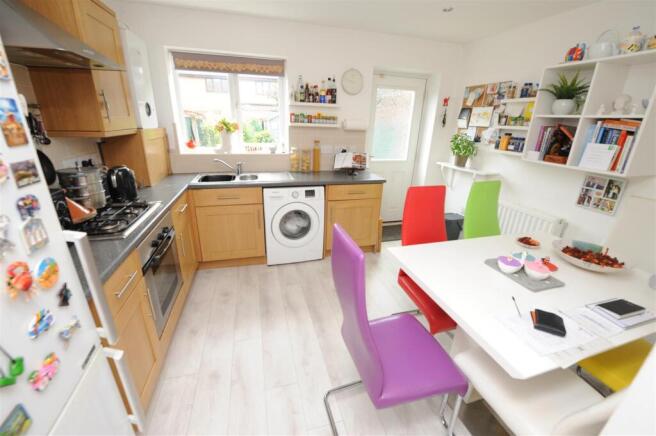 2 bed Town House for sale Image 9