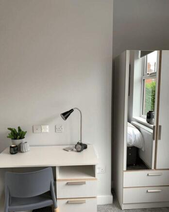 4 bed Terraced for sale Image 10