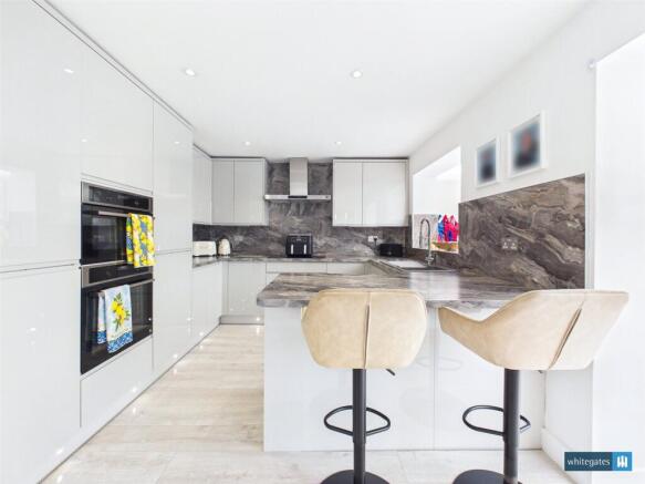 3 bed Detached for sale Image 7