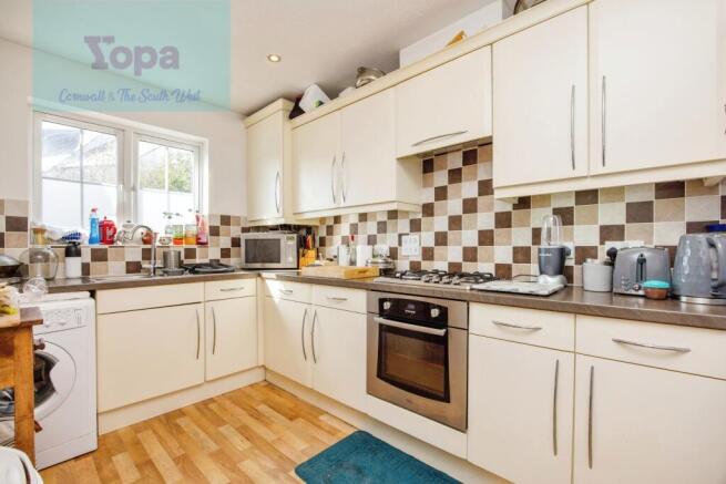 Kitchen (2)