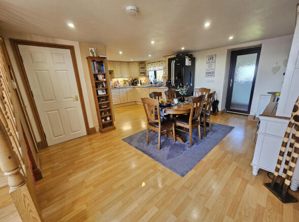 Kitchen diner