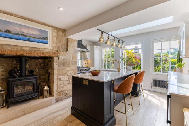 Kitchen / dining room