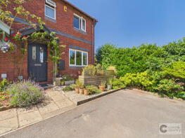 12, Honeysuckle Close, Paignton TQ3 3PB