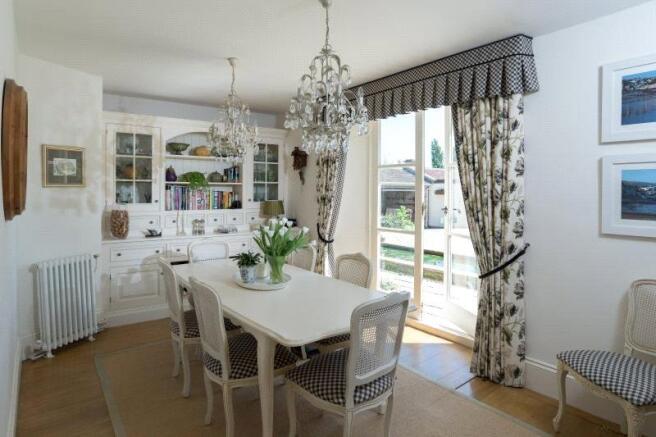 Breakfast Room