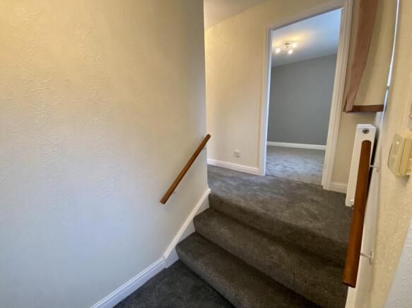 2 bed Detached Bungalow to rent Image 7