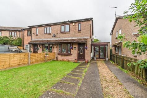 Greenway Court, Barry