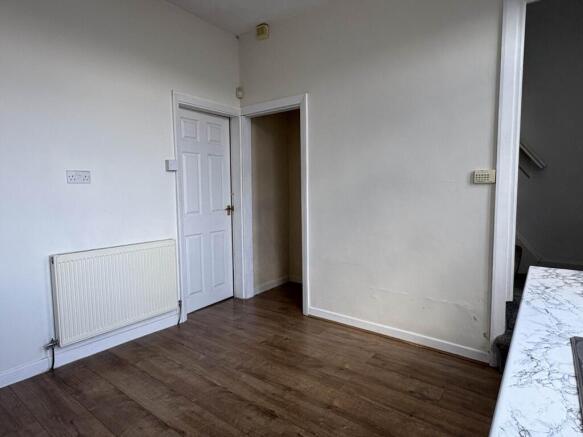 2 bed Terraced for sale Image 5